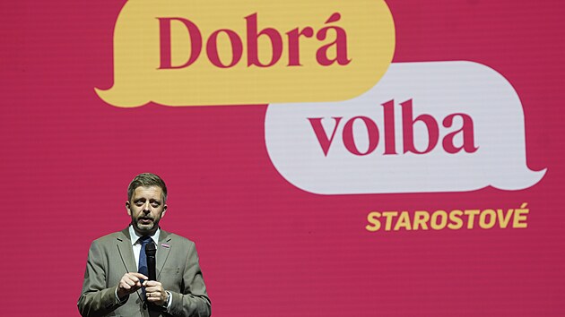 Ldr Starost a nezvislch, ministr vnitra Vt Rakuan na snmu hnut STAN