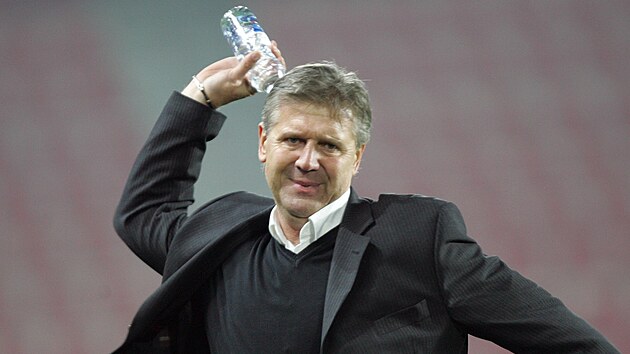 Jozef Chovanec jako trenr Sparty v roce 2008.