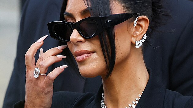 Kim Kardashianov m k soudu v Pai. (13. kvtna 2025)