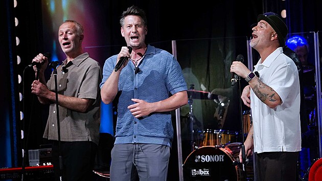 David �kach, Ale� Lehk� a V�clav Jel�nek ze skupiny Lunetic vystoupili v po�adu Show Jana Krause. (kv�ten 2025)