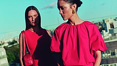 Jednou z barev, které budou hrát v následujících msících prim, je avnatá...