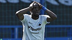 Aziz Kayondo z Liberce bhem zápasu s Bohemians.