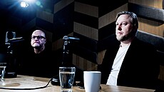 Hosty po�adu Rozst�el jsou scénárista Jaroslav Hru�ka a producent Luká� Mrá�ek....