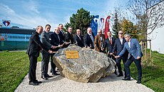 Stavba nového pavilonu B za 3,5 miliardy s urgentním p�íjmem ve Fakultní...