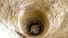 P�ivád�t vodu do pou�t� s pomocí �erpadel a potrubí je dnes snadn�j�í. Moderní...