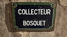 �Pa�í� má pod sebou jinou Pa�í�, která má své ulice, k�i�ovatky, nám�stí a...