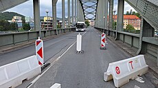 V Dín ásten oteveli Tyrv most. (16. kvtna 2025)