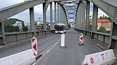 V Dín ásten oteveli Tyrv most. (16. kvtna 2025)