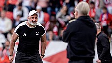 Slávistický trenér Jind�ich Trpi�ovský (�elem) a Laars Friis ze Sparty