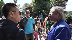 Motoristé ve �tvrtek na pra�ském �ofín� zahájili kampa� do sn�movních voleb....