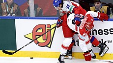 St�et u mantinelu mezi Oliverem Lauridsenem a Danielem Vo�enílkem.