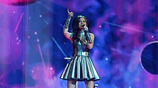 Emmy na druhém semifinále Eurovision Song Contest v Basileji (15. kv�tma 2025).
