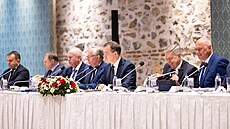 Ruská delegace na setkání s ukrajinskou v Istanbulu. (16. kvtna 2025)