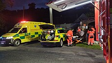 V obci Bezinky - Nectava na Svitavsku narazila dodávka do dráního domku,...