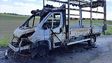 Auto na D35 zaalo hoet, jeho idi zabránil tragédii. (13. kvtna 2025)