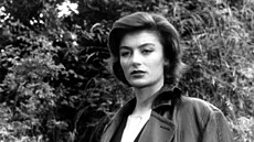 Britský asopis Empire Anouk Aimée v roce 1995 zaadil mezi 100 nejvíc sexy...