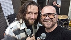 Klub Rock Café najdete na Národní t�íd� v Praze. Na fotografii zkou�ejí Josef...