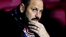 Sparanský trenér Tomá Poár bhem pohárového utkání proti Rostovu.