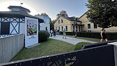 Galerie Stage Garden v Ronov pod Radhotm.