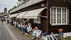 Restaurace Vltava na náplavce Raínova nábeí (23. dubna 2025)