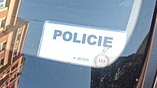 Policisté z Národní centrály proti organizovanému zlo�inu zasahují v budov�...