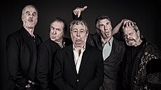 Monty Python ve sloení (zleva) John Cleese, Eric Idle, Terry Jones, Michael...