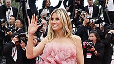 Heidi Klumová na zahájení filmového festivalu v Cannes (13. kv�tna 2025)