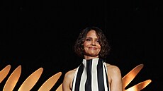 Halle Berry na zahájení filmového festivalu v Cannes (13. kv�tna 2025)