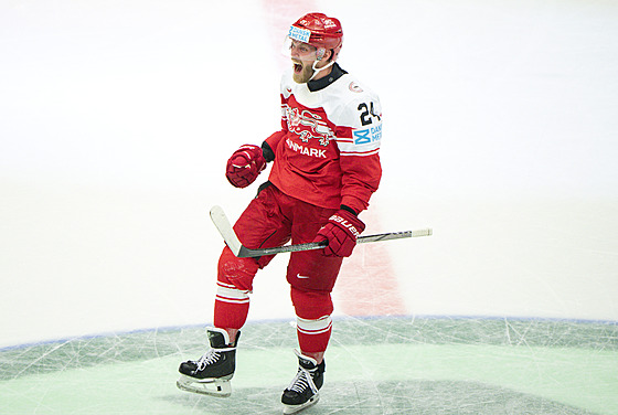 Nikolaj Ehlers oslavuje gól ve tvrtfinále proti Kanad.