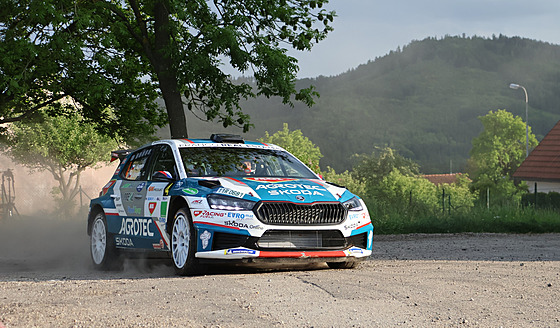 Jan Kopecký s Jiím Hovorkou bhem Rallye eský Krumlov.