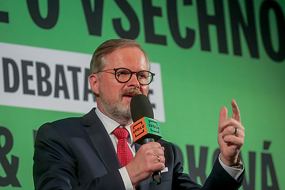 Premiér Petr Fiala