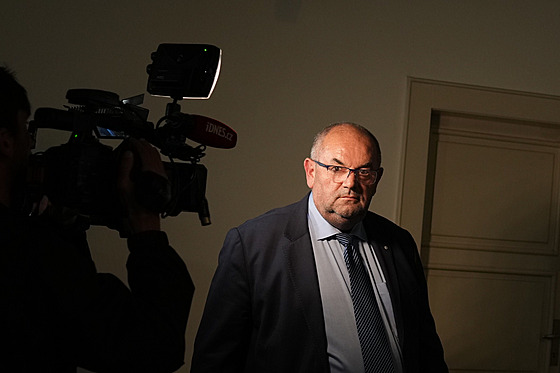 Odvolací soud potvrdil trest pro bývalého pedsedu eského fotbalového svazu...