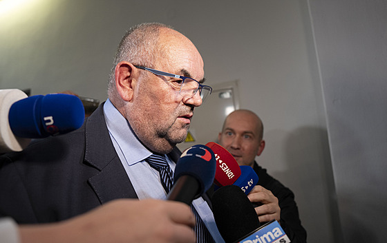 Odvolací soud eí pípad bývalého pedsedy eského fotbalu Miroslava Pelty a...