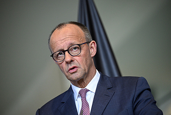 Nmecký kanclé Friedrich Merz jednal s ukrajinským prezidentem Volodymyrem...