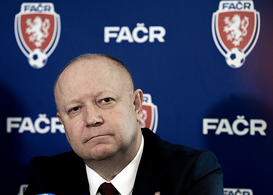 Petr Fousek ve volb� nového p�edsedy fotbalové asociace neusp�l a mandát...
