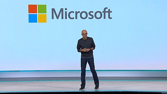 éf Microsoftu Satya Nadella na konferenci Build 2025