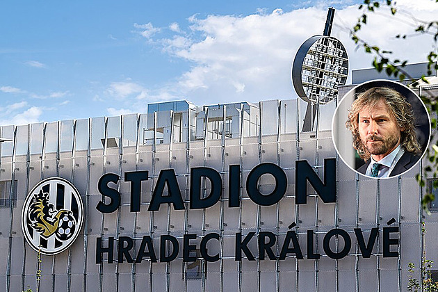 Nový znak klubu na pláti arény, pro mnohé návtvníky první pohled, který jim...