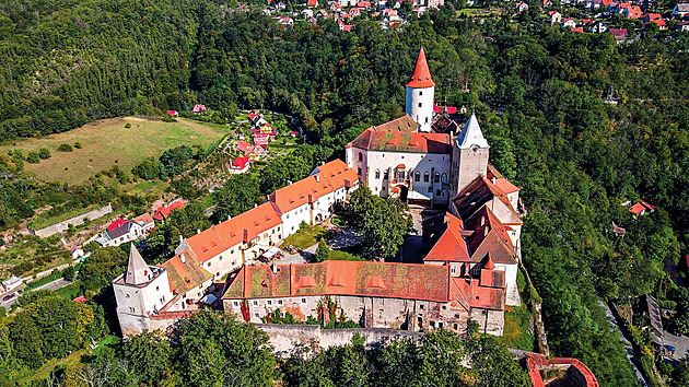 Jak bydleli čeští králové. Panovník měl velmi omezené soukromí, líčí kastelolog