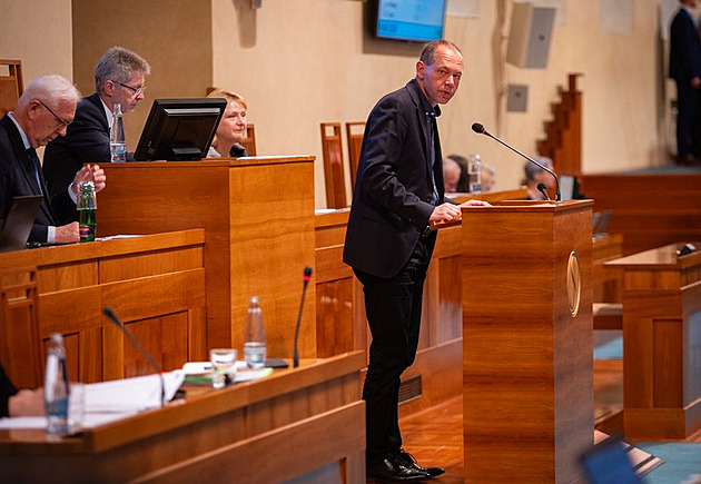 Ambicí je snížit během deseti let bytovou nouzi o 30 procent, říká ministr Kulhánek