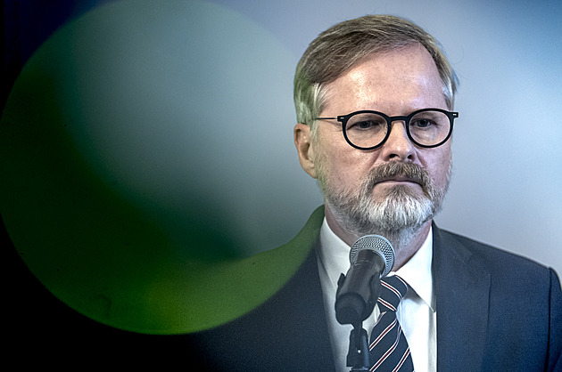 Maso bude brzy aneb kabinet Petra Fialy si sám ubližuje