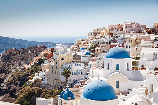 Romantika v dlouhodobém vztahu. Nákup kytek si spojte třeba s návštěvou benzinky