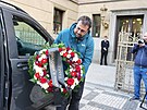 Poslední rozlouení s hercem a prezidentem karlovarského festivalu Jiím...