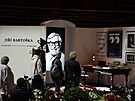 V praském Rudolfinu se koná poslední rozlouení s legendárním Jiím Bartokou....