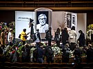 V praském Rudolfinu se veejnost louí s legendárním hercem Jiím Bartokou....