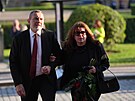 Martin Jahn s manelkou pichází na rozluku s Jiím Bartokou. (20. kvtna...