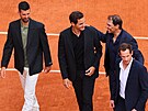 �trnáctinásobný �ampion pa�í�ského grandslamu Rafael Nadal p�i rozlu�kovém...