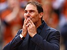 �trnáctinásobný �ampion pa�í�ského grandslamu Rafael Nadal p�i svém rozlu�kovém...
