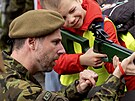Armáda eské republiky si na praských náplavkách pipomíná 80. výroí od konce...