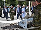 Prezident Petr Pavel si i s manelkou Evou prohldli opavsk arel 53. pluku...