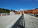 Most Edvarda Benee spojuje historick centrum Krumlova s Lineckou ulic i...